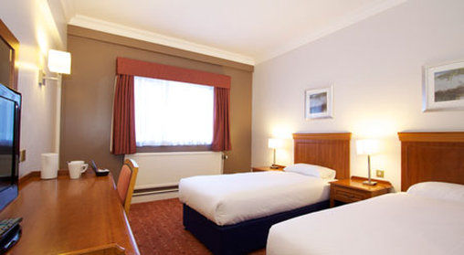 Travelodge Chester Warrington Road الغرفة الصورة